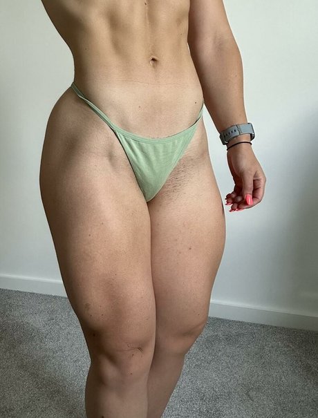 Hettie 完璧なモデル 写真