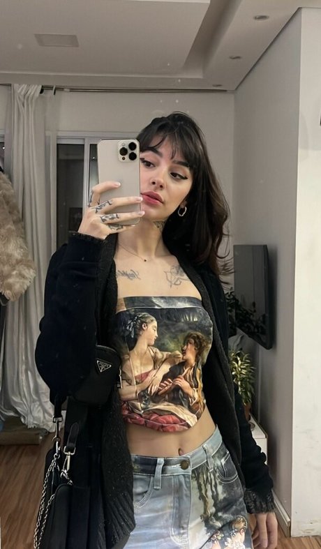 Leticia Caputi 素敵なスター 写真