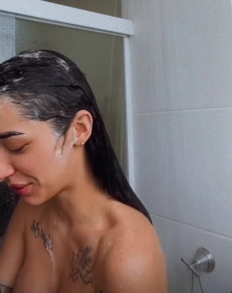 曲線美のラテン系オンリーファンズ アダルト アーカイブ