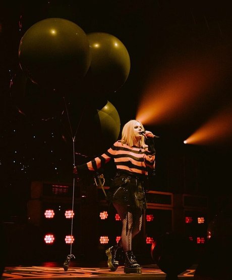 熟女乱交OnlyFans えろ 画像