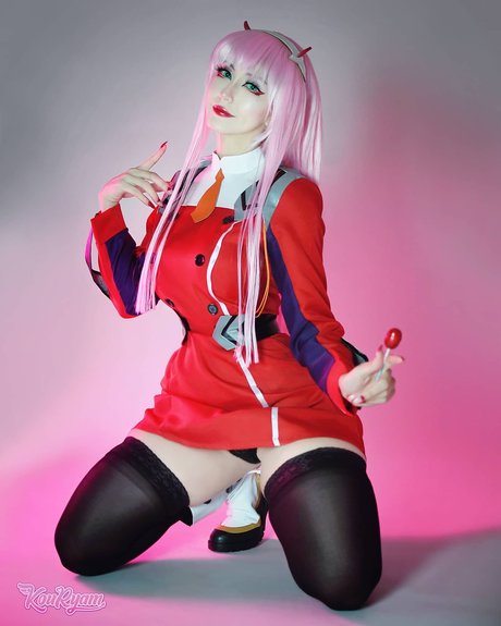 自然な赤毛のオンリーファンズ ヌード 写真