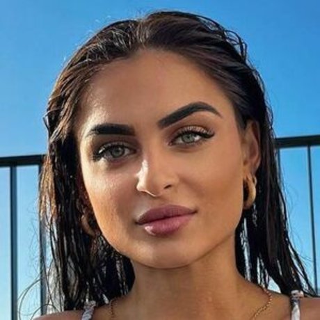 Rhiannon Kyra 美しいモデル ギャラリー