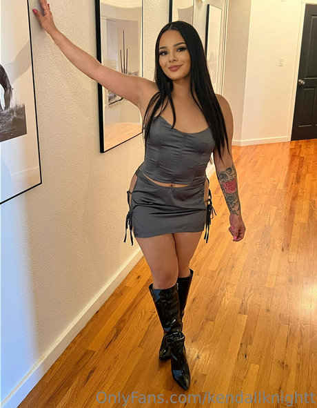 kendallknightt セクシー女優 画像