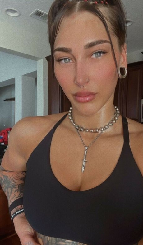 Discord 無料 オンリーファンズ 美しいヌード 画像