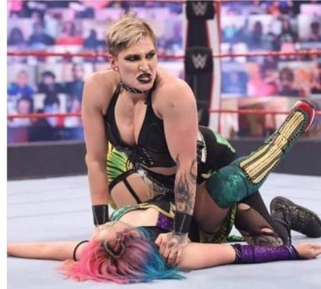 ティーントランスオンリーファン アートxxx 画像