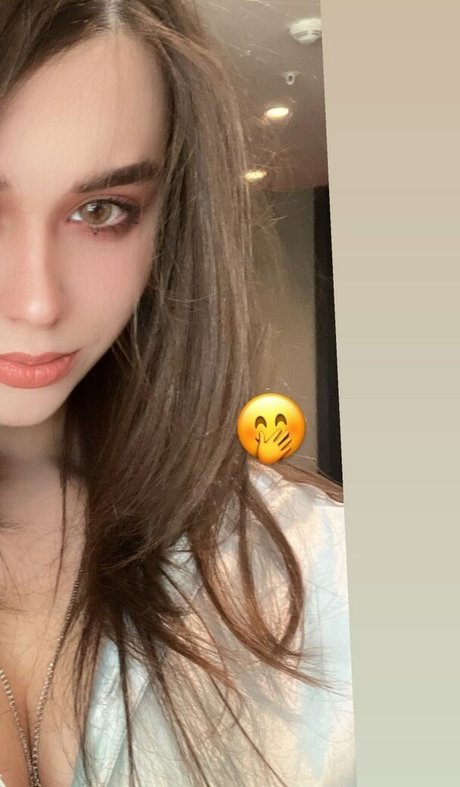 ウェブカメラ オンリーファンズ 無料裸 写真