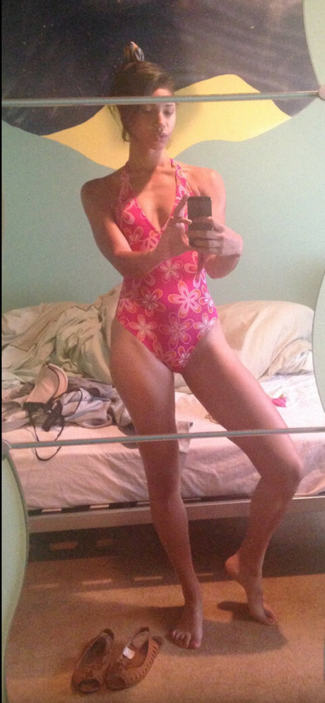 ゲイオンリーファン セクシーヌード 画像