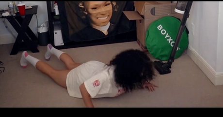 OnlyFansの写真 裸 写真