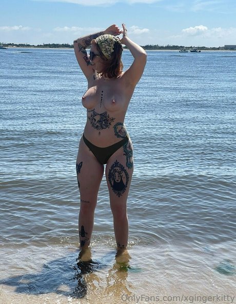 小柄な妻OnlyFans 無料ヌード ギャラリー