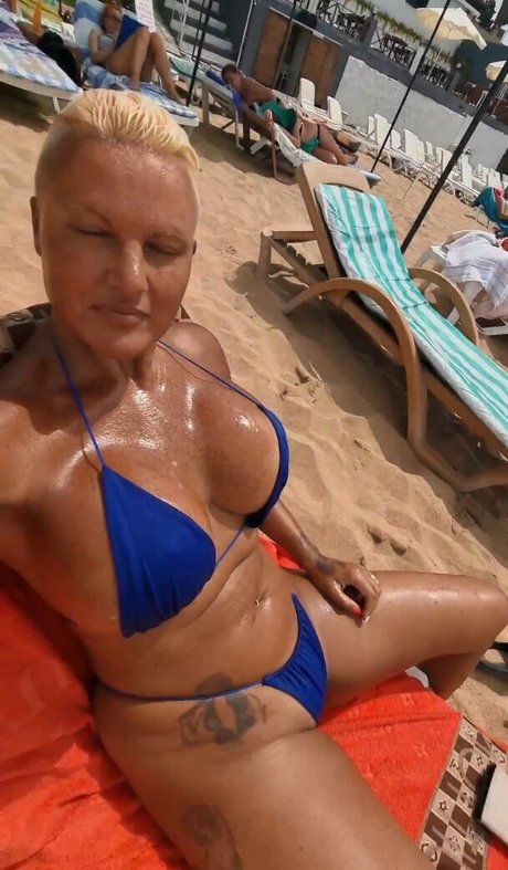 Carro Oberg 独占スター 画像