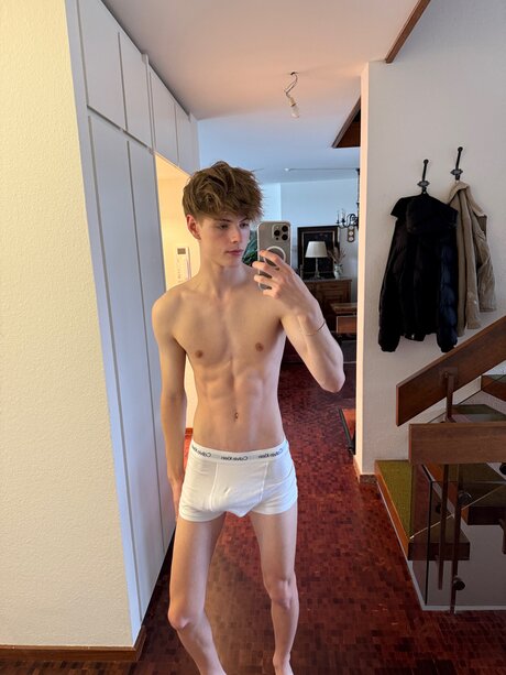 Anepicboy ポルノスター アダルト 写真