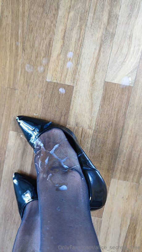 Alice Secrets Free ポルノスター アーカイブ