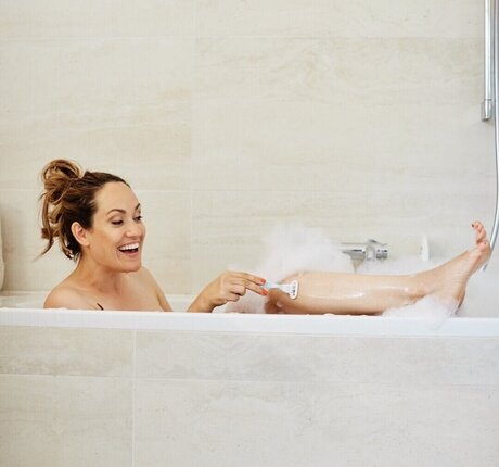 Bianca Schwarzjirg 限定スター ギャラリー