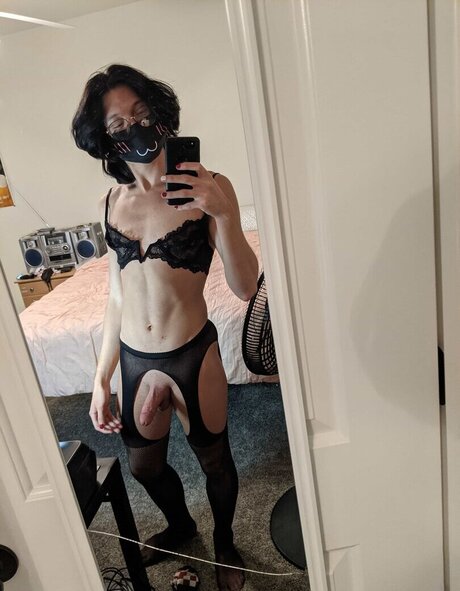 ママの足OnlyFans ホットポルノ 写真