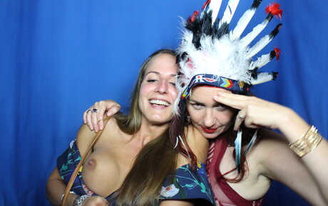 Photobox Flashes ヌード女優 写真