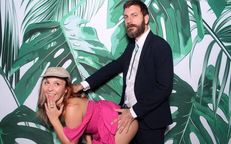 若い黒人女性オンリーファンズ トップ 画像