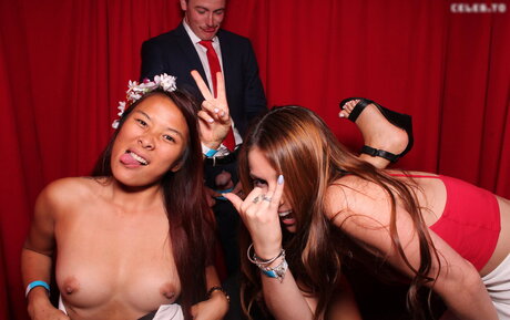 Photobox Flashes 独占ポルノスター 写真