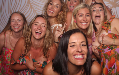 巨乳ティーンオンリーファンズ ポルノグラフィック 写真