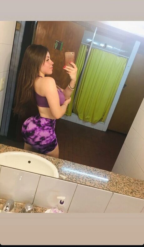 Micaela Britez ヌードモデル 写真