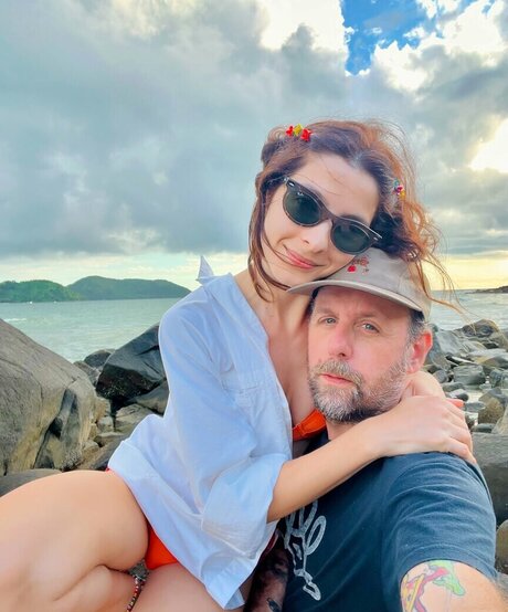 不明なファン セクシー 画像