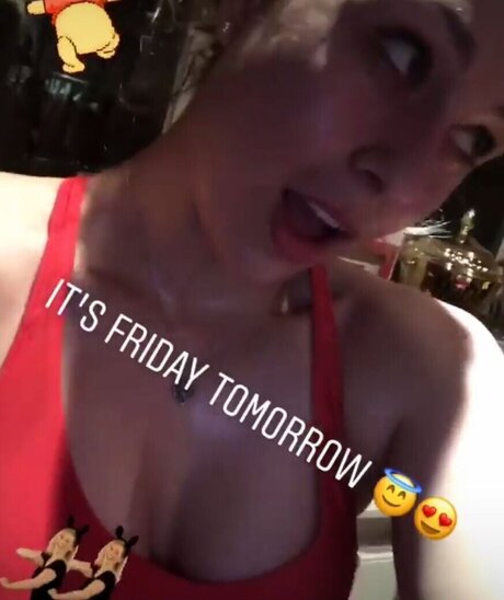 かわいいシーメールオンリーファンズ ホット裸 画像