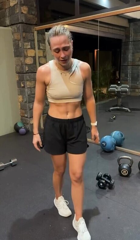 お金 オンリーファンズ 美しい ギャラリー