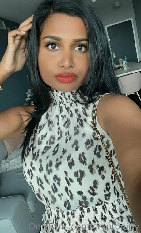 Miss Patel ヌード女優 写真