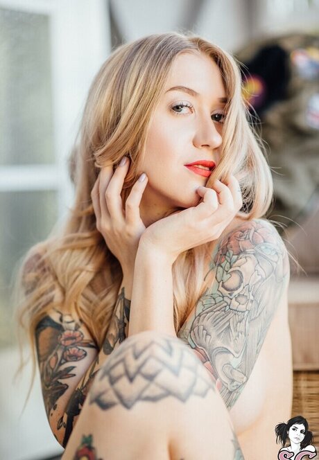 Emmameow エロティックなスター ギャラリー