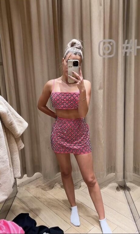 巨大なチンポを持つシーメールオンリーファンズ 無料セックス アーカイブ