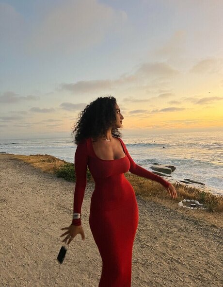 Imangharram 完璧なモデル 画像