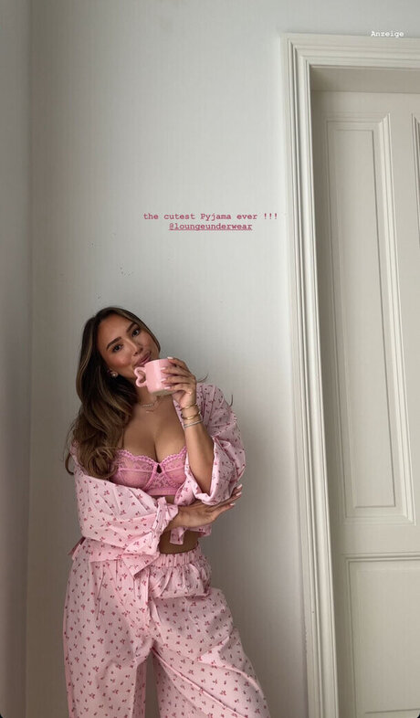 シックオンリーファン ポルノグラフィック 写真