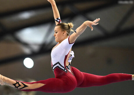 Emma Malewski セックススター ギャラリー