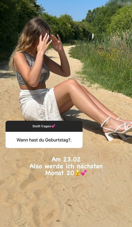 裸の熟女オンリーファンズ セクシー 写真