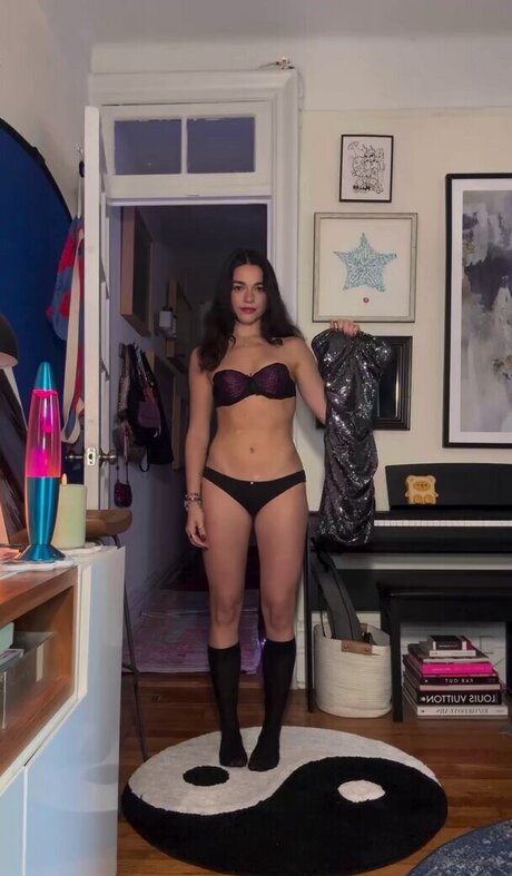 年配の熟女オンリーファンズ 美しい裸 ギャラリー