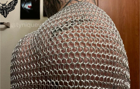 Tyniquewebster ホット女優 ギャラリー