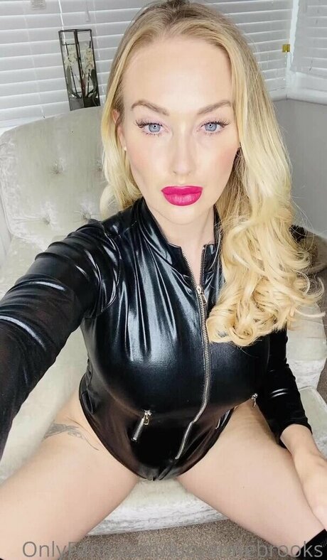 Heyteacue ポルノモデル 写真