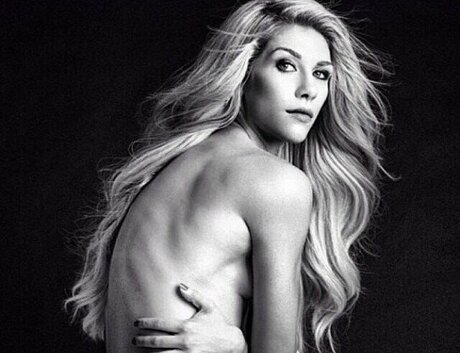 ブラックマジックオンリーファンズ セクシー裸 ギャラリー