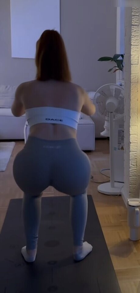 ボールズオンリーファンズ 美しいヌード アーカイブ