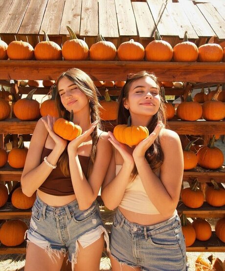 おばあちゃんの熟女OnlyFans ホットヌード 画像