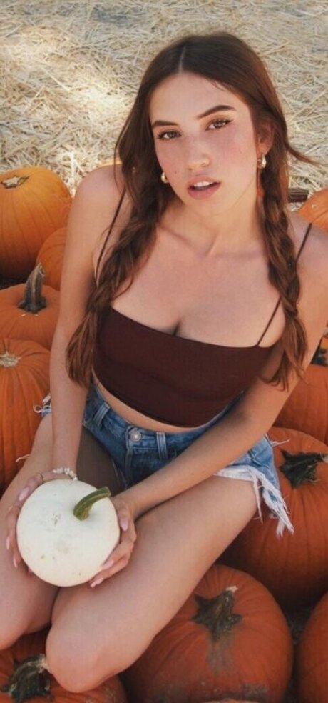 Yonca セックスポルノスター 写真