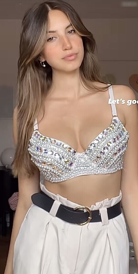 Yonca 無料モデル 写真