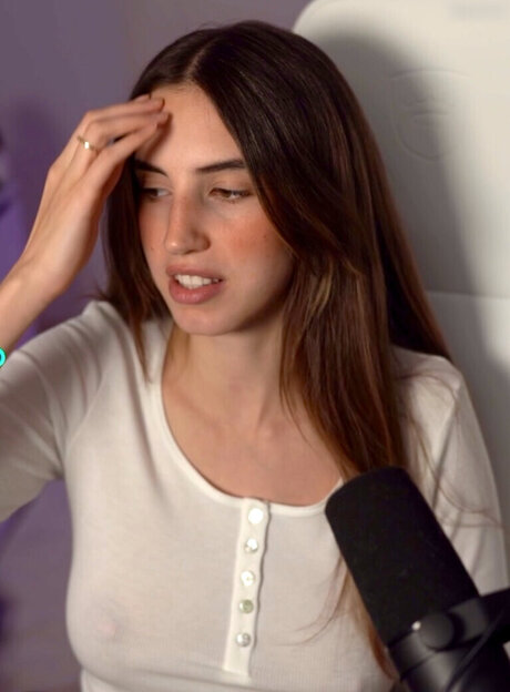 Yonca ポルノモデル 画像