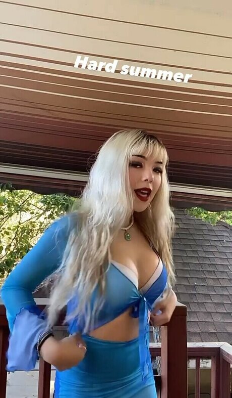 ピアス乳首オンリーファンズ 可愛い 画像