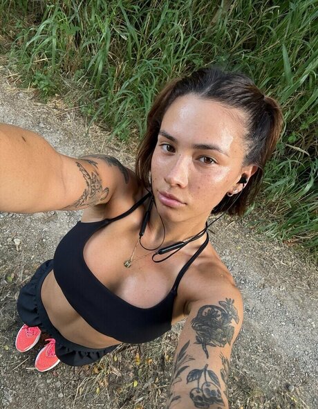 Lavagrll 素敵な女優 写真