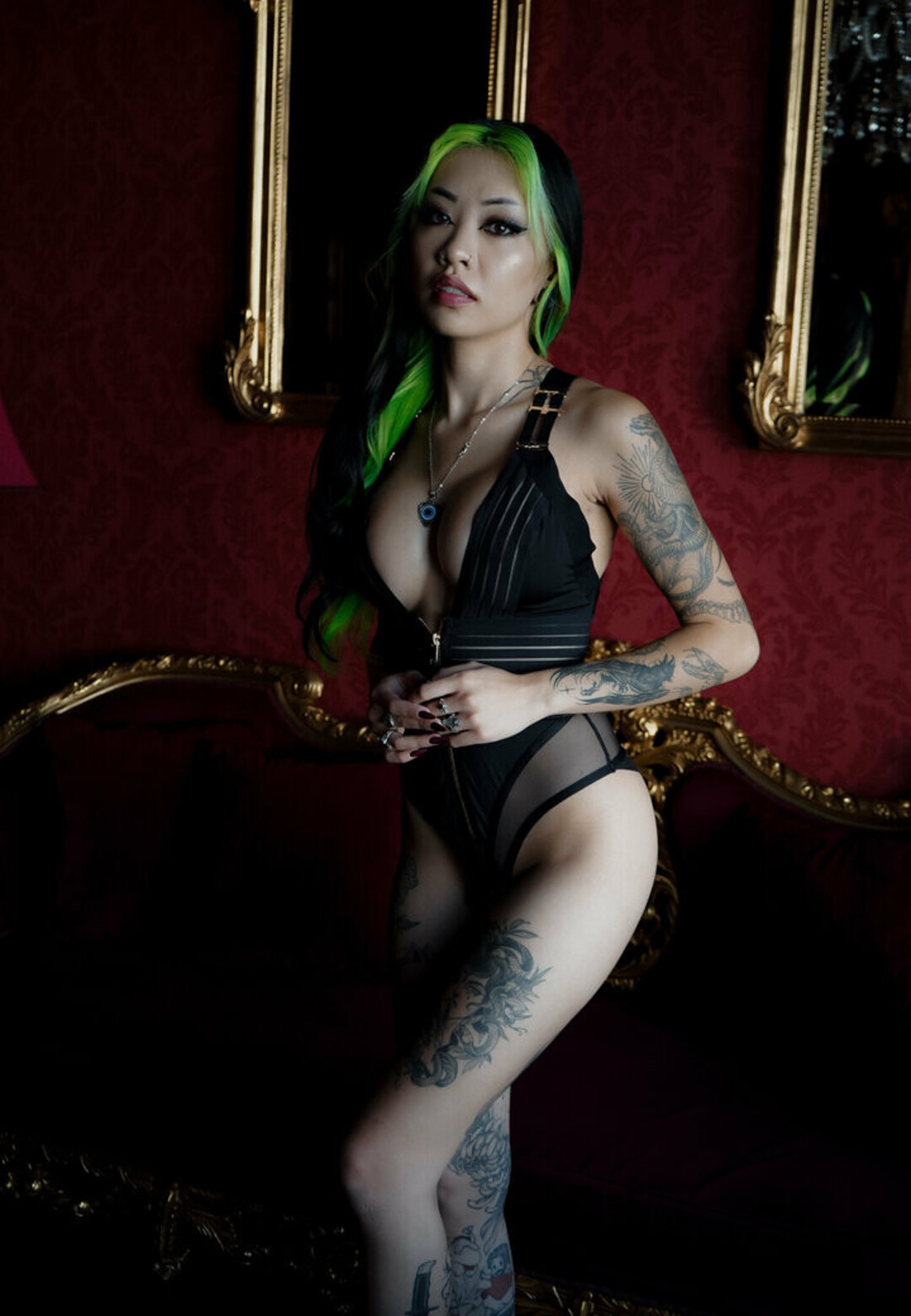 濡れたパンティーOnlyFans セクシーヌード 写真