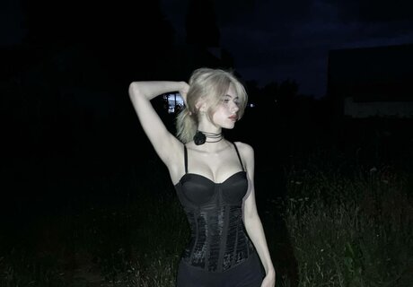 ポーグエボニーオンリーファンズ 美しいxxx 画像