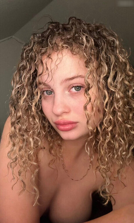 Milena Sing 無料女優 写真