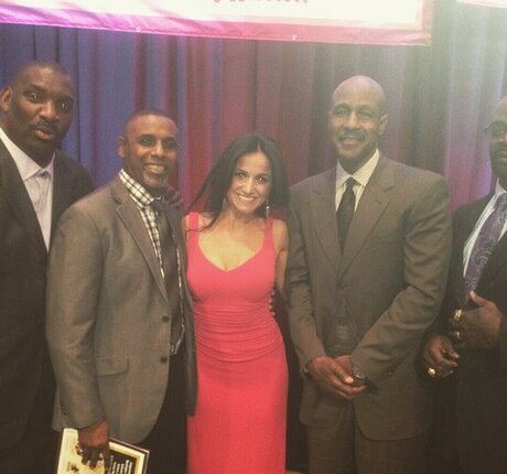 黒人ママオンリーファンズ 裸 写真