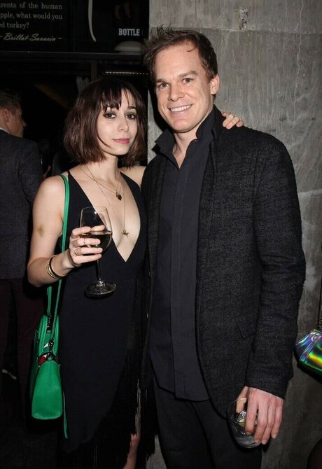 ソロオンリーファンズ 美しいポルノ 画像