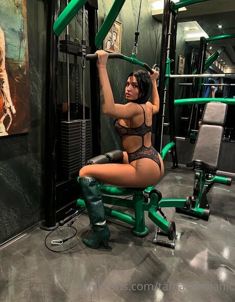 ジムガールズオンリーファンズ 無料ポルノ アーカイブ